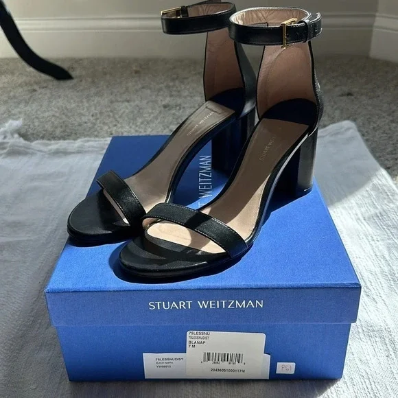 Stuart Weitzman 75Lessnudist Black Nappa Leather Sandals, Size 7M, EEUC - Picture 2 of 16